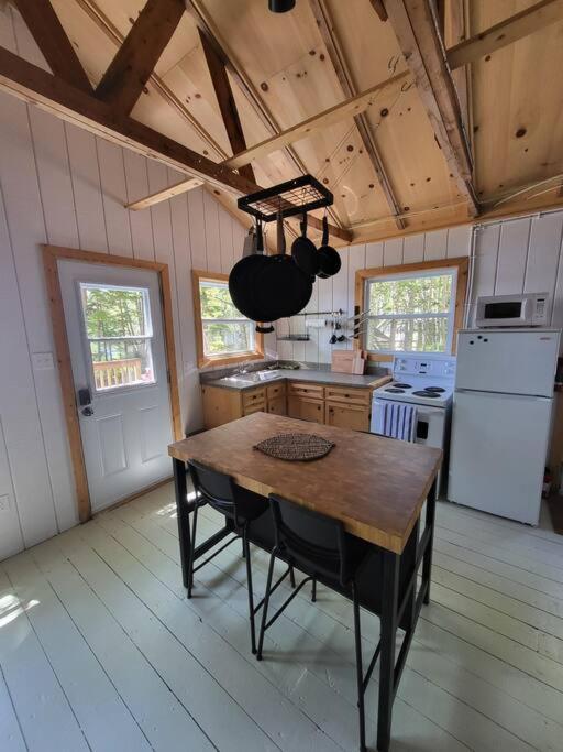 Leland'S Lakehouse Wolfville Eksteriør bilde